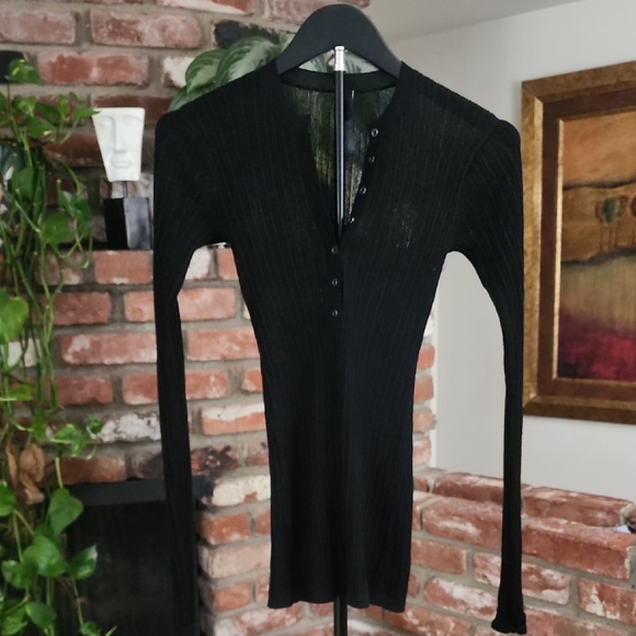 SKIMS Tops - SKIMS Black Ribbed Long Sleeve Henley Top